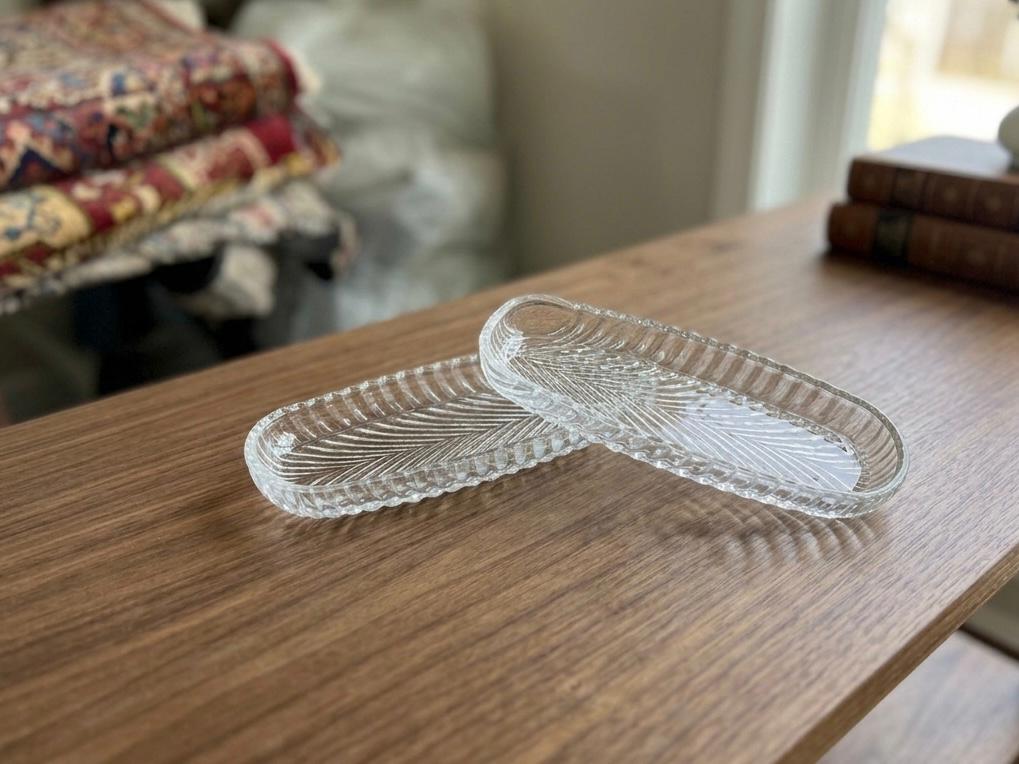 Serrana Glass Kubra Bowl 19cm 6pcs — embossed leaf pattern scalloped-edge clear glass dish for nuts and appetizers